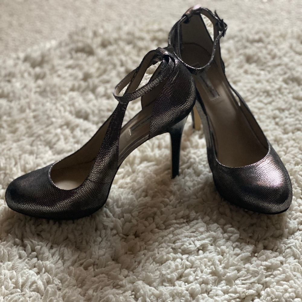 Inc 9.5 shoes